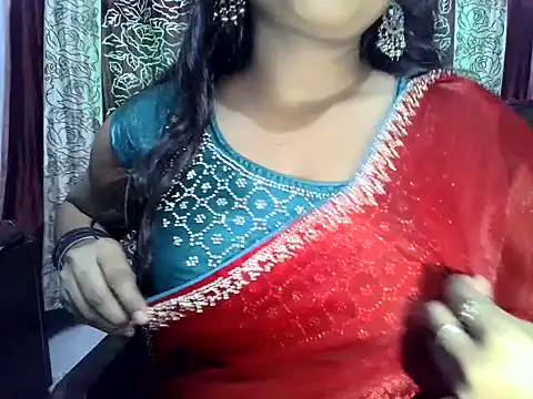 Snapshot of SIYA_MAVI chatting on 07-16-26, 02:52 SIYA MAVI online show from 07-16-26, 02:52