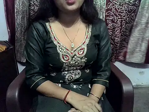 SIYA MAVI online show from 04-25-26, 02:25