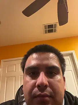 Snapshot of LA_cloudzzpnp chatting on 01-11-25, 04:59 LA cloudzzpnp online show from 01-11-25, 04:59