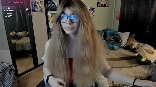 alexiamaleax online show from 04-13-26, 02:04