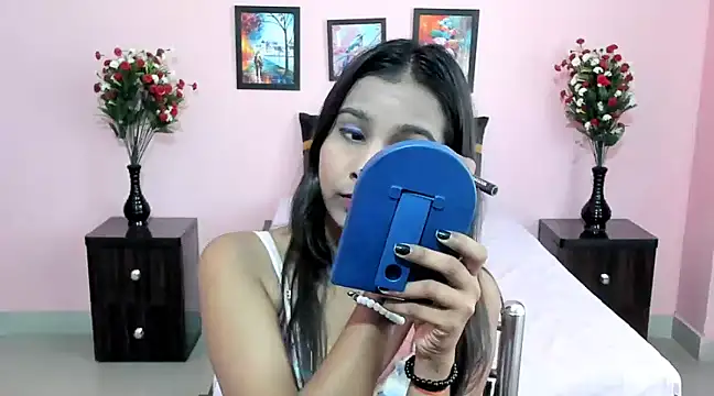 Melis Sandra online show from 03-18-25, 03:45