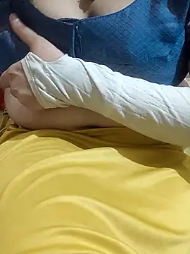 mallupriyapriya online show from 03-18-25, 07:55