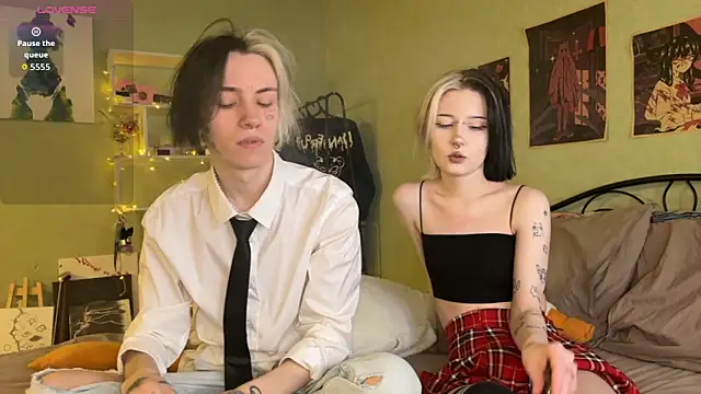 VeryRare TwinS online show from 10-21-25, 11:37