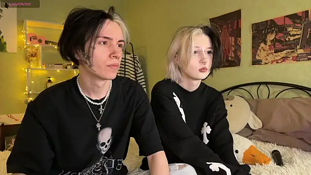 VeryRare TwinS online show from 10-08-25, 07:47