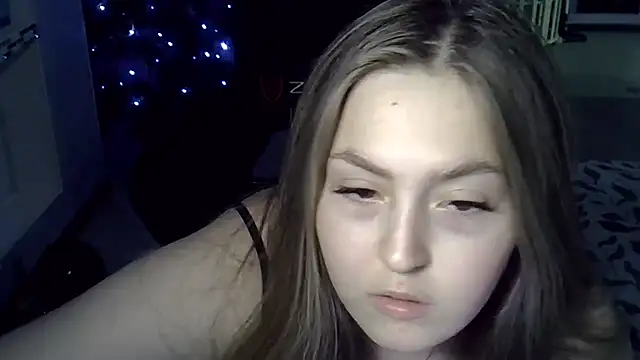 Snapshot of Emilie_Kitty chatting on 01-02-25, 07:29 Emilie Kitty online show from 01-02-25, 07:29