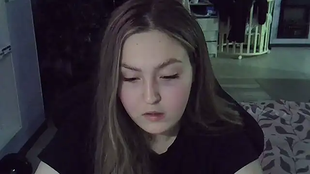 Snapshot of Emilie_Kitty chatting on 01-09-25, 07:29 Emilie Kitty online show from 01-09-25, 07:29