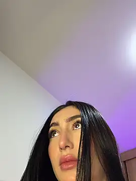 Maddy Jones online show from 05-13-26, 02:51