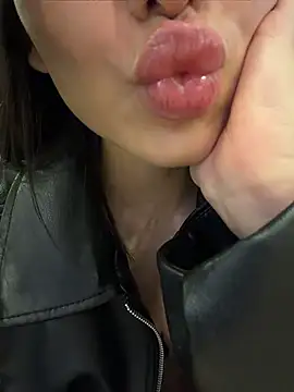 Maddy Jones online show from 06-22-26, 10:51