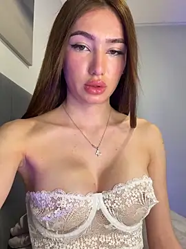 Snapshot of Maddy_Jones chatting on 09-26-25, 03:13 Maddy Jones online show from 09-26-25, 03:13