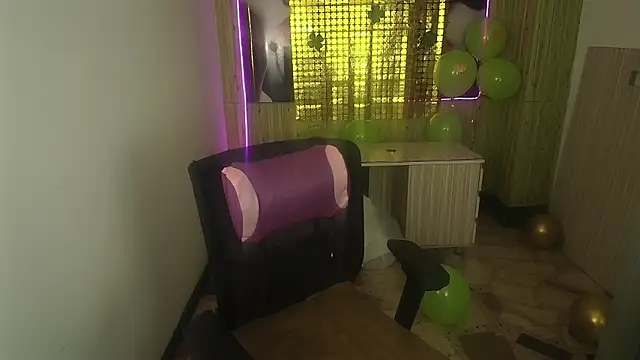 Anniee x online show from 03-20-25, 12:43