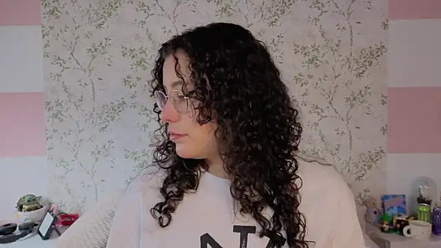 Charlotte  Miller online show from 04-05-26, 12:23