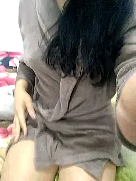 Paoolla online show from 10-31-25, 01:08