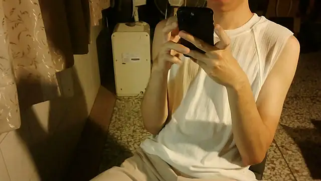 KYU890428 online show from 04-12-26, 05:27