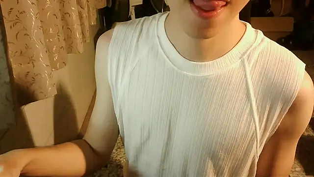 KYU890428 online show from 04-16-26, 05:36