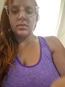 AliceRuivinha2 online show from 10-27-25, 10:49