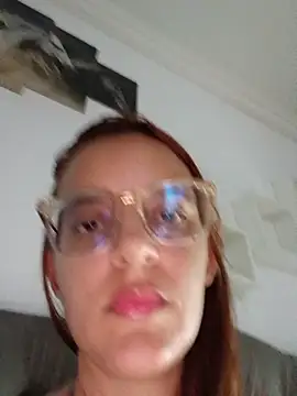 AliceRuivinha2 online show from 07-11-26, 02:56