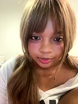 AwkwardJasminee online show from 11-03-25, 10:52