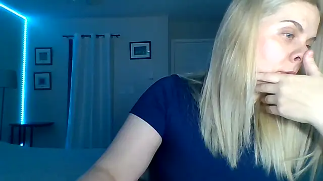 HappyIva online show from 11-10-25, 05:07