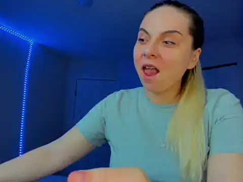 HappyIva online show from 02-26-25, 11:09