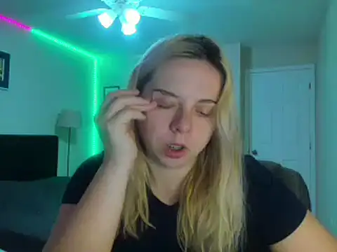 HappyIva online show from 09-22-25, 06:30