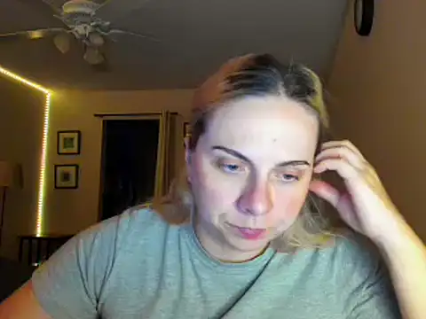 HappyIva online show from 09-17-25, 11:23
