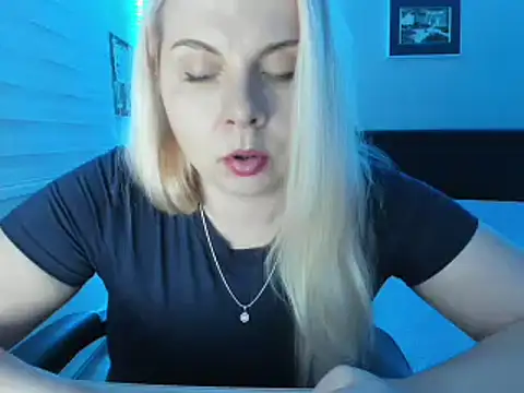 HappyIva online show from 01-12-26, 08:10