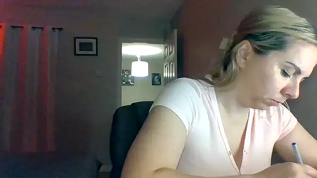 HappyIva online show from 09-30-25, 06:30