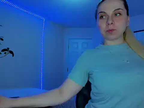 HappyIva online show from 03-16-25, 01:17
