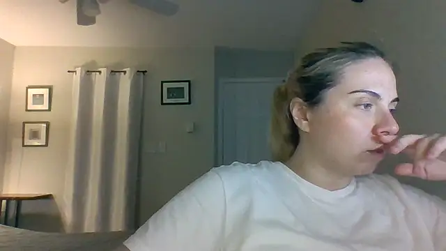 HappyIva online show from 10-08-25, 05:20