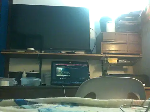 Snapshot of GoloZeusMax chatting on 02-19-26, 11:12 GoloZeusMax online show from 02-19-26, 11:12