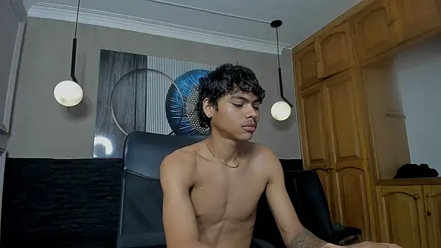 adam piarse01 online show from 02-09-25, 09:17