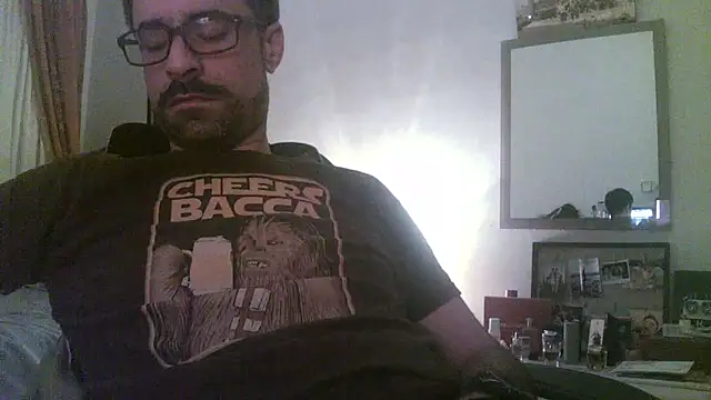 Snapshot of Patrickhound chatting on 02-01-25, 02:47 Patrickhound online show from 02-01-25, 02:47