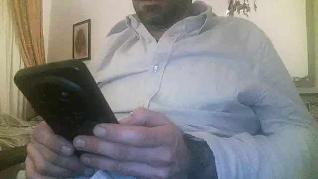 Patrickhound online show from 11-23-25, 01:37