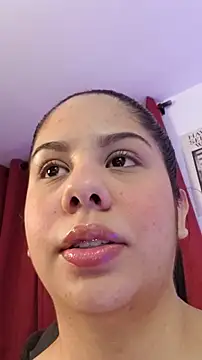 downsonMia online show from 04-07-26, 01:29