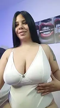 Snapshot of downsonMia chatting on 07-08-26, 11:00 downsonMia online show from 07-08-26, 11:00