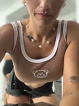 Samantha bigboobs online show from 09-20-25, 07:30