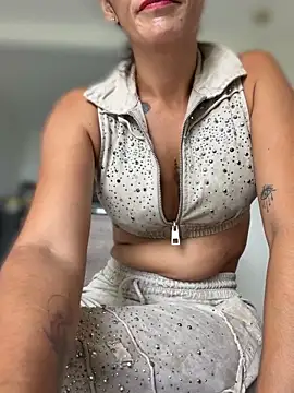 Samantha bigboobs online show from 06-27-26, 06:03