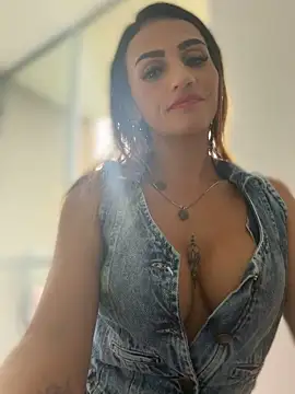 Samantha bigboobs online show from 04-05-26, 06:14