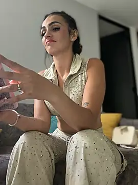 Samantha bigboobs online show from 06-27-26, 12:00