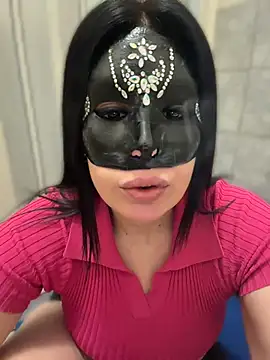 desyree89 online show from 05-17-26, 04:56