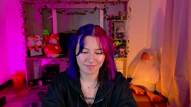 Snapshot of _zephyr_ chatting on 01-17-25, 04:28  zephyr  online show from 01-17-25, 04:28