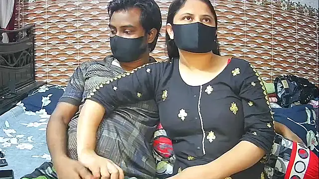 Hot Nila online show from 04-09-26, 02:57