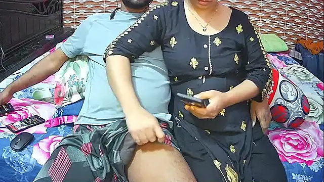 Hot Nila online show from 03-11-26, 03:55