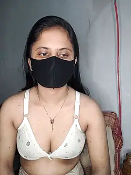 Snapshot of Hot_Nila chatting on 03-06-25, 03:02 Hot Nila online show from 03-06-25, 03:02