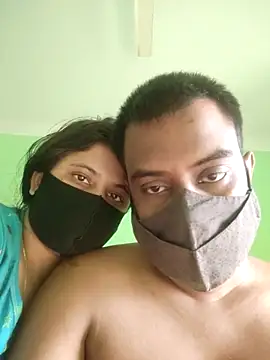 Snapshot of Hot_Nila chatting on 10-12-25, 07:43 Hot Nila online show from 10-12-25, 07:43