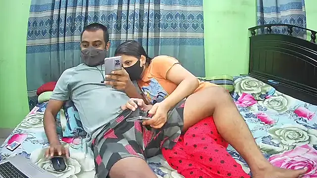 Snapshot of Hot_Nila chatting on 09-15-25, 03:07 Hot Nila online show from 09-15-25, 03:07