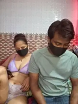 Snapshot of Hot_Nila chatting on 06-07-26, 02:50 Hot Nila online show from 06-07-26, 02:50