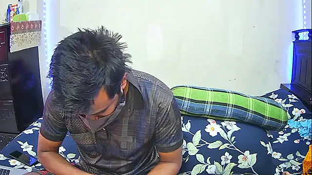 Hot Nila online show from 01-16-26, 03:32