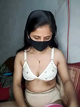 Snapshot of Hot_Nila chatting on 03-04-25, 02:27 Hot Nila online show from 03-04-25, 02:27