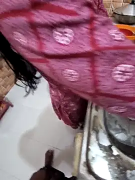 Hot Nila online show from 04-27-26, 04:38